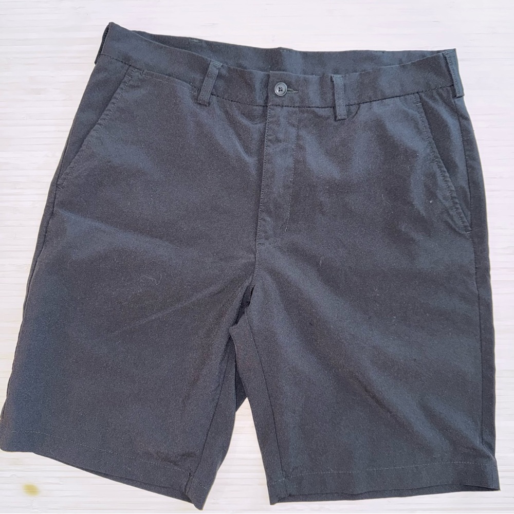 Classic Men's Black golf Shorts size 34